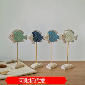 Figurine de poisson en bois, style nordique, objet décoratif pour la maison, le bureau, cadeau artisanal, couleur bleu, vert, blanc - Product Image 4
