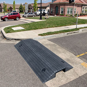 Geel Pvc-Deksel 2-kanaals Podiumgebruik Van Rubber En Kunststof Kabelbrugkabelbeschermers - Product Image 5