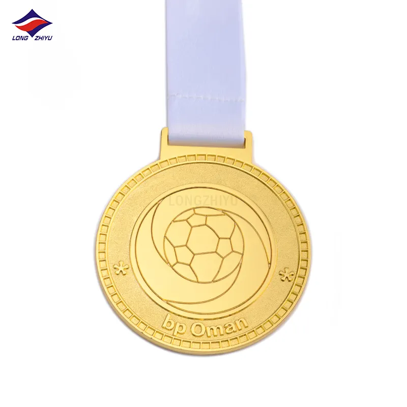 Longzhiyu 17 anos zinco liga medalha fabricante personalizado 3d metal futebol medalhas futebol esporte vencedor medalhas