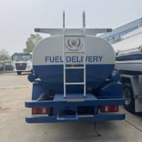 Camión Cisterna de Combustible HOWO Nuevo de 5CBM y 130HP |   Personalizable en Versiones LHD/RHD y Material del Tanque |   Camión Cisterna de Combustible Móvil 4x2/4x4