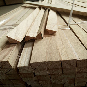 Lattes de bois en forme de triangle en paulownia pour murs extérieurs 3D, lattes décoratives en bois massif recyclé pour salon - Product Image 3