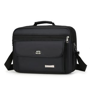 Maletín Portaordenador Portátil Negro de 15 Pulgadas, Impermeable, de Tela Oxford, con Asa de Hombro, para Hombre, Estilo Mensajero - Product Image 2