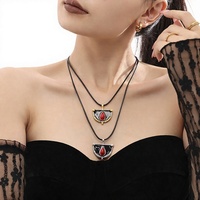 Collier long de soirée Enigma Ins pour femme, fait main, en acier inoxydable, avec pendentif géométrique en forme de corde et finition émaillée, classique et tendance