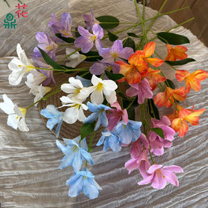 Fleurs artificielles en soie mélangée, lys à huit têtes, orchidées flamme, pour arrangements de mariage, accessoires de photographie faits à la main, vente en gros - Product Image 1