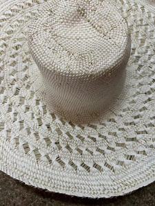 Capelinas <span class=keywords><strong>de</strong></span> <span class=keywords><strong>mimbre</strong></span> <span class=keywords><strong>de</strong></span> sisal <span class=keywords><strong>Sombrero</strong></span> <span class=keywords><strong>de</strong></span> paja Cuerpos <span class=keywords><strong>Sombrero</strong></span> <span class=keywords><strong>de</strong></span> navegante natural Rami 5 Capelina Panal Capelinas <span class=keywords><strong>de</strong></span> paja <span class=keywords><strong>de</strong></span> sisal - Product Image 3