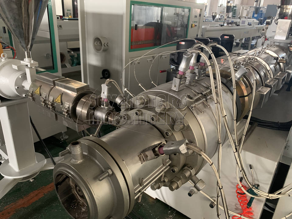 Extruder Line Machine Automatic 16-630mm PVC Pipe Extrusion Production Line 200-600Kg/h ...