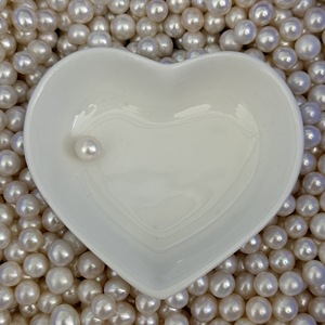 ไข่มุกน้ำจืดธรรมชาติ 7-8 มม. สีขาว แสงสว่าง ทรงกลมสมบูรณ์แบบ มีตำหนิเล็กน้อย ไข่มุกเปลือยสำหรับงาน DIY จากจูจี้ - Product Image 3