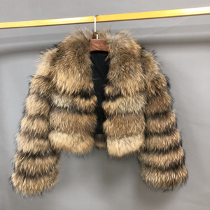 Manteau en fourrure de raton laveur véritable pour <span class=keywords><strong>femme</strong></span>, mode d'hiver, veste en fourrure véritable de luxe, parka en fourrure épaisse et chaude pour <span class=keywords><strong>femme</strong></span> - Product Image 3