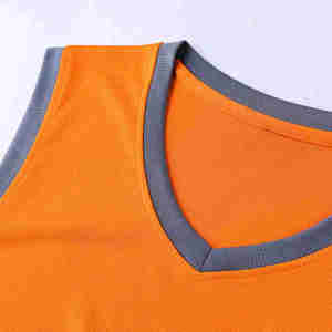 Uniforme de baloncesto de la mejor calidad de poliéster 100%, conjunto de uniforme de baloncesto de nuevo diseño hecho a medida de alta calidad - Product Image 3