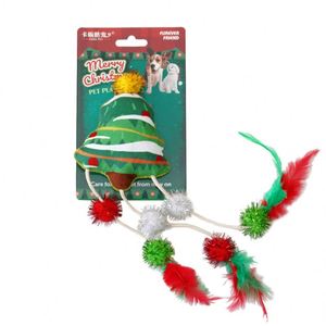 Juguete para masticar gato de Navidad ecológico, palo de gato divertido de peluche con hierba gatera y molares para gatitos resistentes a mordeduras, suministros para mascotas - Product Image 6