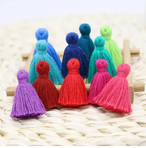 Großhandel 3cm Blusen Baumwolle Quaste Mini Dekoration Pompones Quaste für Kleidung Quaste Fransen