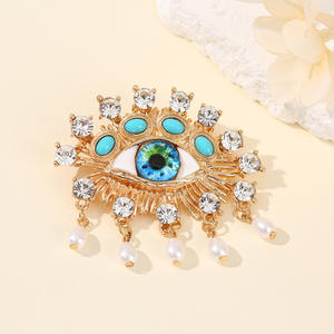 Yunlv colgante de diamantes de imitación de aleación de moda europea y americana, broche de ojo del diablo, ropa de mujer exagerada versátil <span class=keywords><strong>Broo</strong></span> - Product Image 6