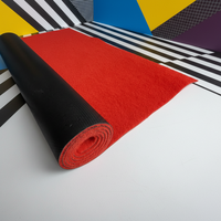 Tapis moderne rayé en polyester et PVC, rouge, découpable, 2 m de large, fabriqué à la machine, lavable, antidérapant et imperméable