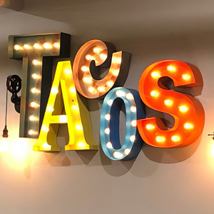 <span class=keywords><strong>Lettere</strong></span> Luminose LED Personalizzate di Alta Qualità, Grandi Insegne Luminose Frontali Illuminate, Numeri Luminosi da 4 Piedi <span class=keywords><strong>per</strong></span> Matrimoni e Eventi Speciali - Product Image 4