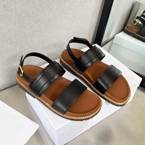 Zapatos Casuales de Diseño Avanzado para Hombre, con Hebilla y Correa, Punta Abierta, Antideslizantes y Cómodos para el Verano - Product Image 1