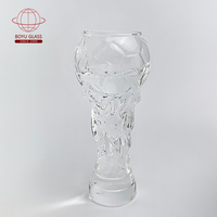 Verres à bière/vin transparents en gros, trophées de football créatifs, style dessin animé et américain, lot de 1 pièce en promotion