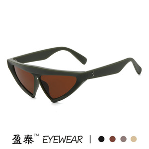 แว่นกันแดดทรงสามเหลี่ยม Yingtai Eyewear รุ่น Cat Eye ป้องกันรังสียูวี 400 กรอบพลาสติก PC แฟชั่นสำหรับทุกเพศ - Product Image 4