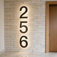 Plaque d'adresse LED rétroéclairée en métal, étanche IP65, personnalisée, moderne, pour portes, bars, hôpitaux, usage commercial, décoration solaire