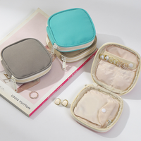 Pochette à bijoux portable 21*12CM, sac de rangement solide pour bracelets et colliers, emballage pour boucles d'oreilles, cadeaux pour femme et fille en voyage