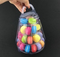 Tour à macarons miniature à 4 étages avec étui de transport