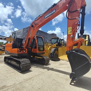 Excavadora Usada DOOSAN DX140 de 14 Toneladas, Motor Cummins, Bomba Hidráulica Kawasaki, Válvula KYB, Pocas Horas de Uso, 90% Nueva, Competitiva, 2023 - Product Image 6