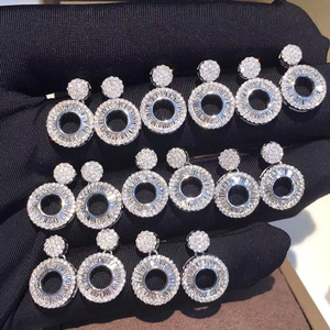 Orecchini Rotondi Scintillanti per Donne, Orecchini a Perno Minimalisti, Gioielli per Orecchie alla Moda per Uso Quotidiano - Product Image 3