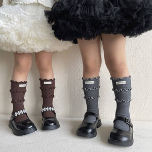 <span class=keywords><strong>Acheter</strong></span> en gros enfants chaussettes automne hiver trois couches champignon dentelle lettre étiquetage fille s chaussettes Tube Pile chaussettes - Product Image 1