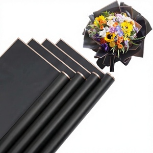 Papel de Regalo Coreano Impermeable con Recubrimiento de PE, con Borde Negro y Dorado, para Floristas, Papel para Regalos del Día de San Valentín, Venta al Por Mayor - Product Image 3