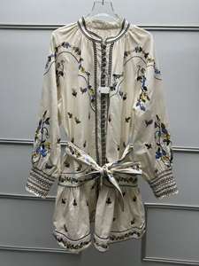 เดรสสั้นผ้ารามีสไตล์ลำลองหรูหราสำหรับผู้หญิง งานปักแน่นระดับไฮเอนด์ คอตั้ง ทรงเอ ช่วยเก็บหน้าท้อง ผูกเอว - Product Image 5