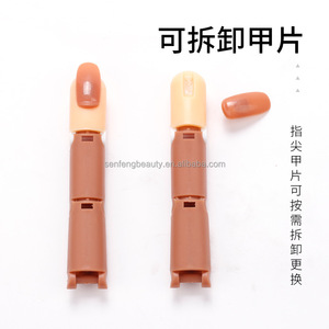 Une plaque d'ongle amovible doigt (doigt du milieu) outil de pratique de l'art des ongles pour les novices en nail art - Product Image 3