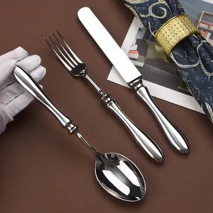 Bajo MOQ Fábrica de fabricación directa Cuchillo de acero inoxidable Cuchara tenedor con stock fresco Cubiertos pesados