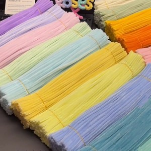 Bâtonnets en chenille de 8 mm, 59 couleurs disponibles (30 cm) - Décorations DIY et fournitures créatives |   Matériel pour fêtes et événements - Product Image 3