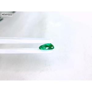 Esmeralda Zambiana Natural, Corte Ovalado Facetado, 3.98ct, Alta Calidad, Gema Suelta para Joyería - Product Image 6
