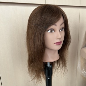 Tête de mannequin en <span class=keywords><strong>cheveux</strong></span> humains naturels Remy pour la formation en coiffure, la coupe de <span class=keywords><strong>cheveux</strong></span>, le tressage, la pratique en salon, tête réglable, style Yaki - Product Image 4
