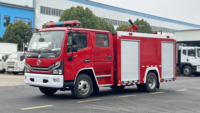Camion de pompiers municipal d'urgence 4000L Dongfeng 4x2 6 places à double cabine
