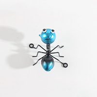 Artisanat en fer forgé de luxe au design pastoral créatif, décorations murales uniques en forme de fourmis pour la maison, le jardin et le patio extérieur