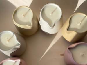 Envases de Frascos para Velas, Decoración <span class=keywords><strong>del</strong></span> Hogar, Diseño Personalizado al por Mayor, Frascos de Cerámica Vacíos con Fondo Redondo y Boquilla para Velas de Masaje - Product Image 4