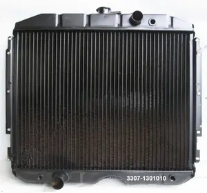 GAZ 3307-1301010 के लिए कॉपर एल्यूमीनियम रेडिएटर ट्रक रेडिएटर