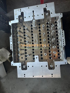 Molde para preformas de PET de 64, 72 y 96 cavidades, para preformas de PET de 20 litros y preformas de PET de galón - Product Image 6