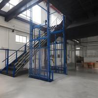 Nouvelle plateforme élévatrice hydraulique verticale moderne avec rail de guidage, capacité de charge de 300 à 5000 kg, construction en acier inoxydable