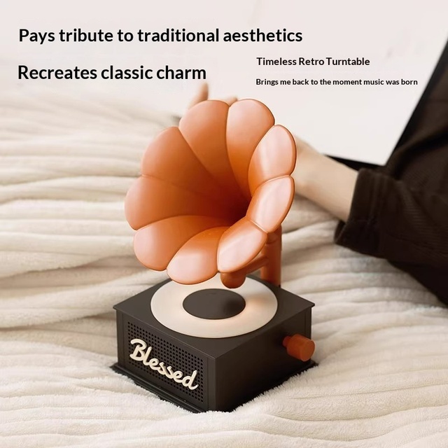 Hot New Phonograph Retro for Speaker Small Sound Ornaments Record Player Birthday Gift Men Women Christmas No Remote