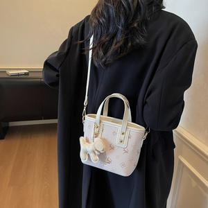 Sac à main seau imprimé haut de gamme pour <span class=keywords><strong>femme</strong></span>, nouvelle collection 2025, polyvalent, tendance, avec fermeture éclair, pour le transport de légumes, sac bandoulière transfrontalier - Product Image 5
