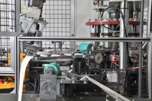 Machine de fabrication de gobelets jetables en papier à bas <span class=keywords><strong>prix</strong></span> pour la protection de l'environnement dernière <span class=keywords><strong>MG</strong></span>-C600S - Product Image 4