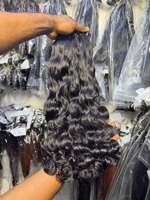 Lots de Cheveux Humains Vierges Bruts Non Transformés, Cuticules Alignées, 100% Cheveux Humains Bruts du Vietnam, Bouclés Birmans, Bouclés Indiens, Bouclés Caribéens