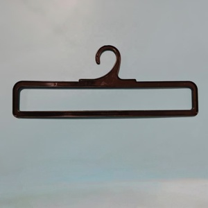 Supermarket Special Sale Customizable Plastic <strong>Hangers</strong> <strong>Durable</strong> Transparent White Black Scarf Towel Hooks for Balcony Hanging Bags - Product Image 2