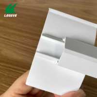 Leguwe Half Moon Arc Floor Trunking Co-Extrusion PVC Tahan Lama & Ramah Lingkungan Desain Modern Pemasangan Lantai