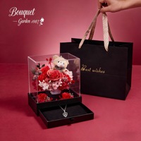 Boîte à bijoux carrée en acrylique exclusive pour la Saint-Valentin 2026 / Cadeau léger pour femme / Noël / Anniversaire avec rose éternelle en savon