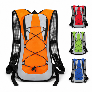 Tas Ransel Hidrasi Logo Kustom Tahan Air untuk Bersepeda, Hiking, dan Olahraga Luar Ruangan dengan Kantong Air - Product Image 1