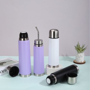 Thermos à double paroi en acier inoxydable minimaliste tendance <span class=keywords><strong>Emerit</strong></span> 2025 pour yerba mate avec bec verseur, filtre Fluvion et bombilla 12-24 - Product Image 3