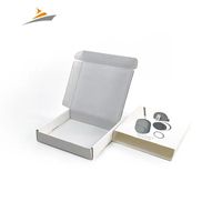 Boîtes d'enveloppe d'emballage d'expédition blanche pliable en carton ondulé rigide durable personnalisé pour les petites entreprises